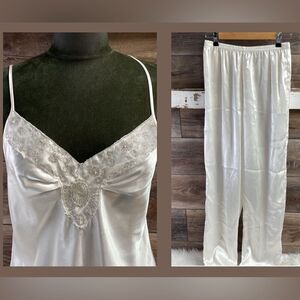 Madison Studio 3 Pc Pajama Set,Silky Feel White & Silver Robe, Top, PJ Pants,Med